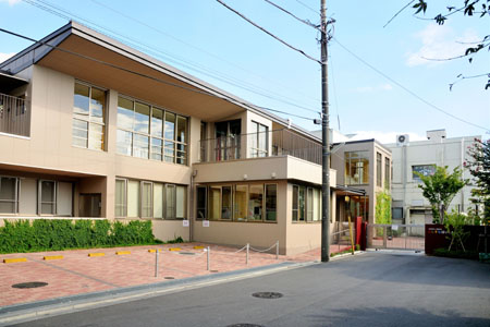 幼稚園・保育園　西砂保育園（幼稚園・保育園）まで874m