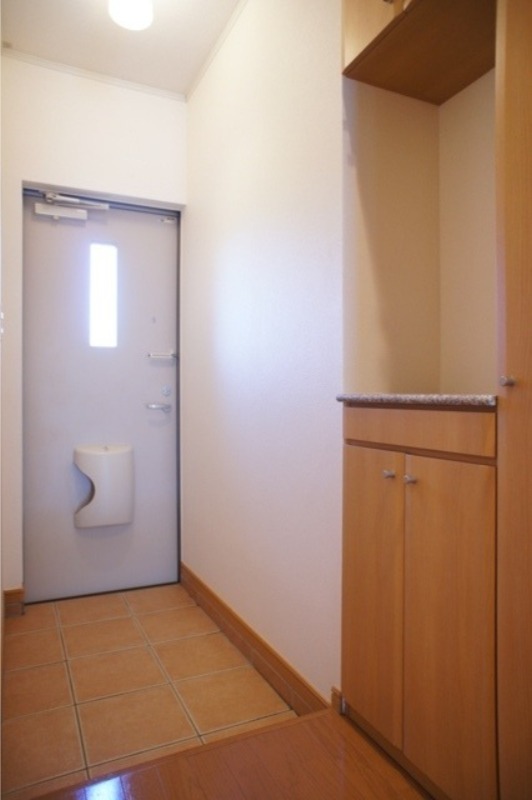 玄関　図面と現状に相違がある場合には現状を優先