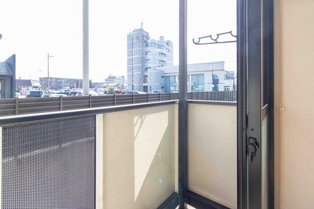 バルコニー　１０２・バルコニー