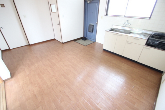 玄関　※別部屋の写真です