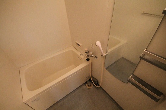 バス・シャワールーム　※写真は類似です