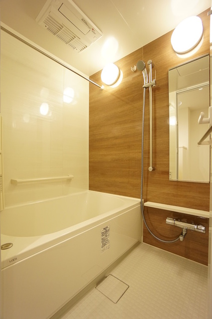 バス・シャワールーム　浴室