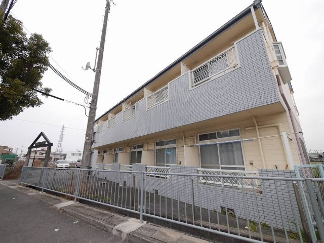メゾン六番館の外観写真