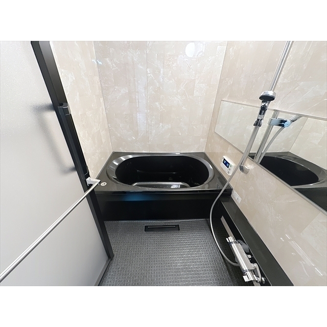 バス・シャワールーム　１日の疲れはお風呂で疲れをリフレッシュ