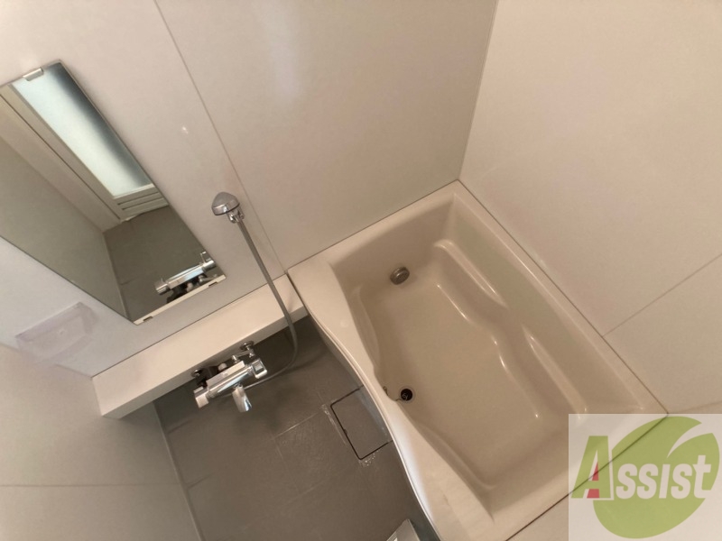 バス・シャワールーム　お風呂です。ゆっくりお風呂につかるのも体に良いですね～