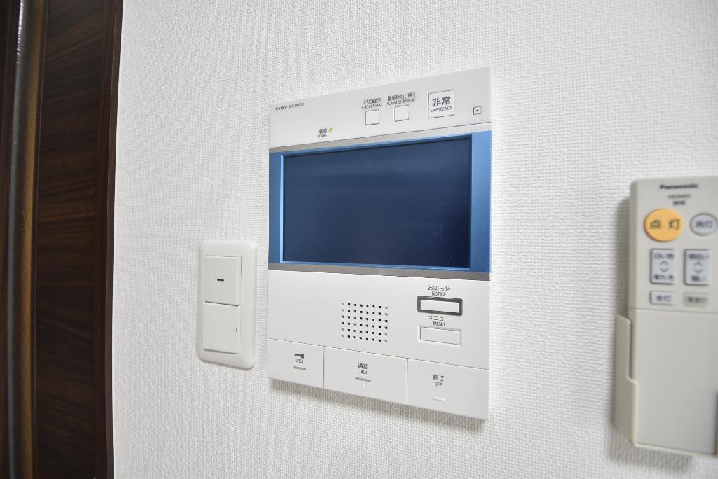 セキュリティ　カメラ付インターホン