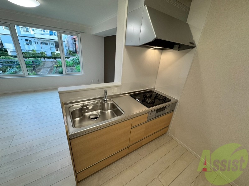 キッチン　リビングが見渡せる対面キッチンになってます。