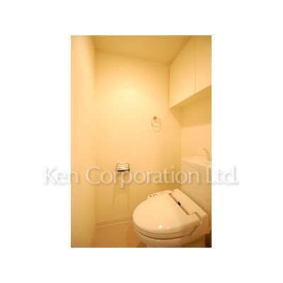 トイレ　同タイプ14階のお部屋を撮影。仕様が異なることがあります。