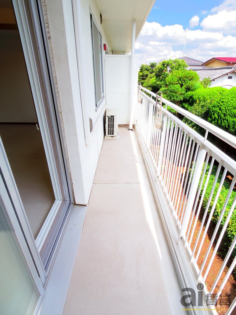 バルコニー　※同仕様写真