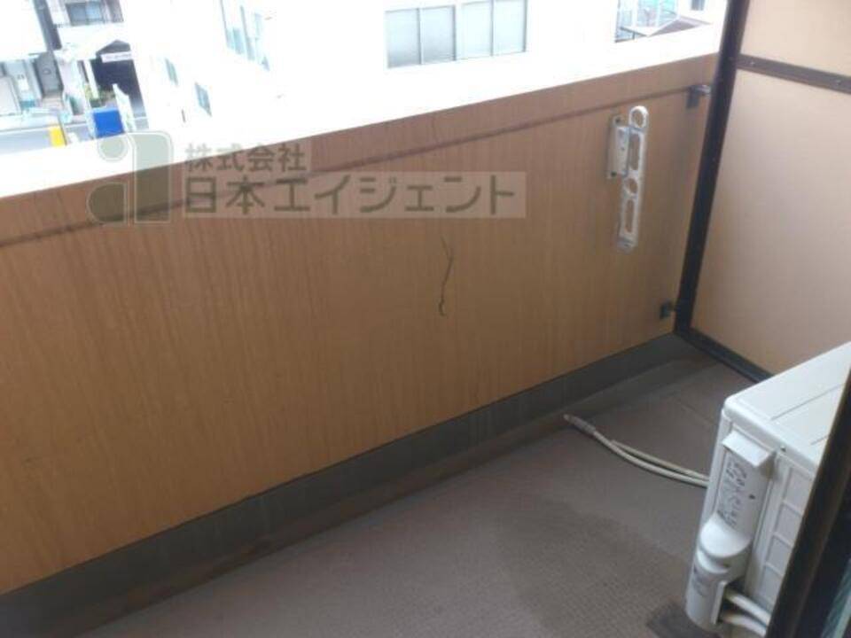 バルコニー　バルコニー