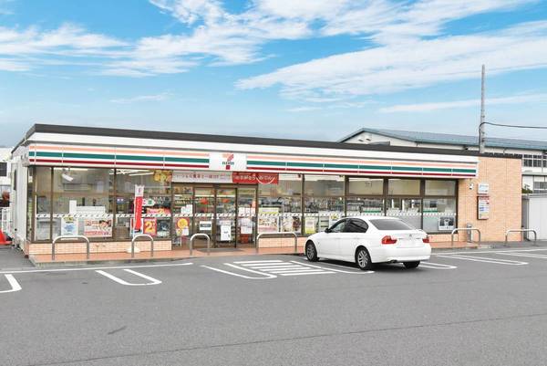 コンビニ　セブンイレブン（コンビニ）まで180m