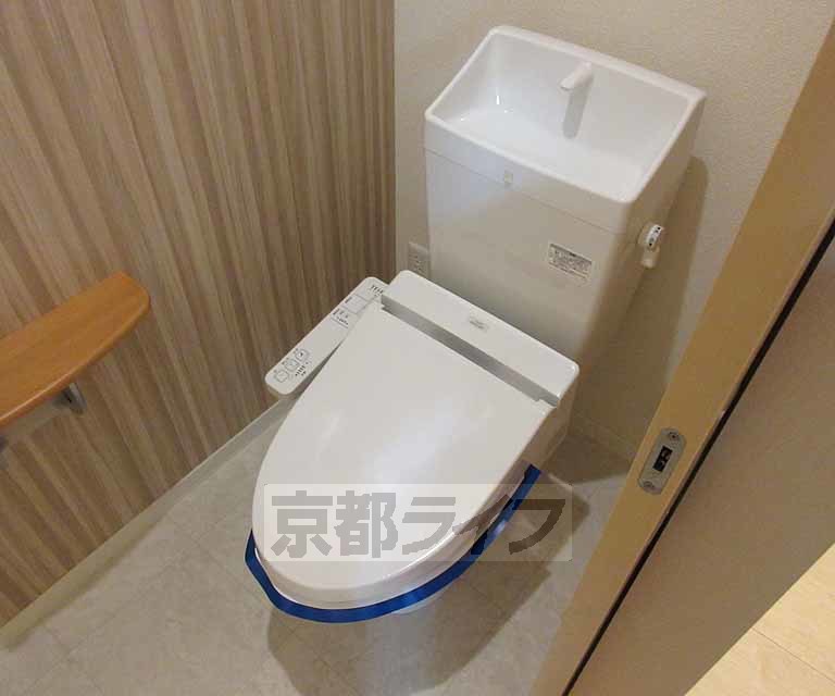 トイレ　ウォシュレットつき！