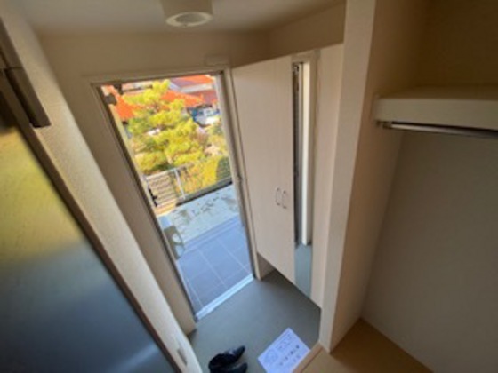 玄関　※別部屋の写真です