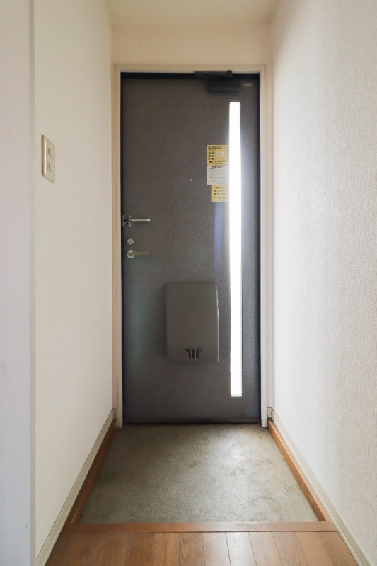 玄関　図面と現状に相違がある場合には現状を優先