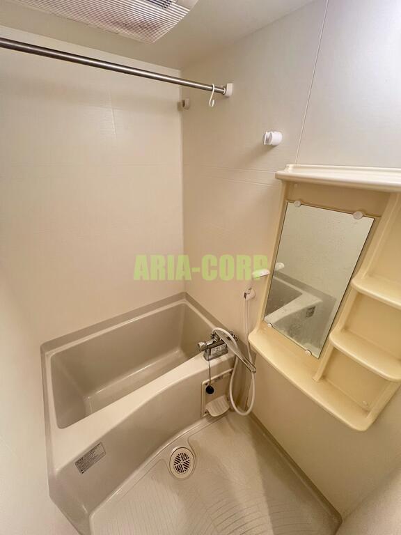 バス・シャワールーム　浴室乾燥機付きバスルーム♪温度調節が簡単な混合水栓に新調♪