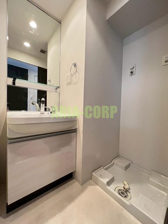 洗面設備　便利な独立洗面台付きです！