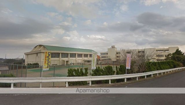 中学校　鹿嶋市立高松中学校（中学校）まで4113m