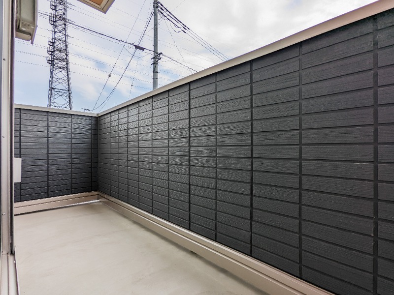 バルコニー　図面と現状に相違がある場合には現状を優先