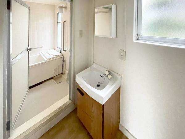 洗面設備　ビレッジハウスの同一物件・同一タイプの間取りの写真です