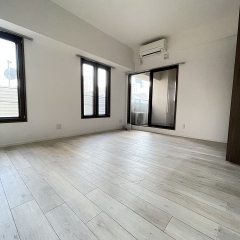 居室・リビング　同仕様タイプです