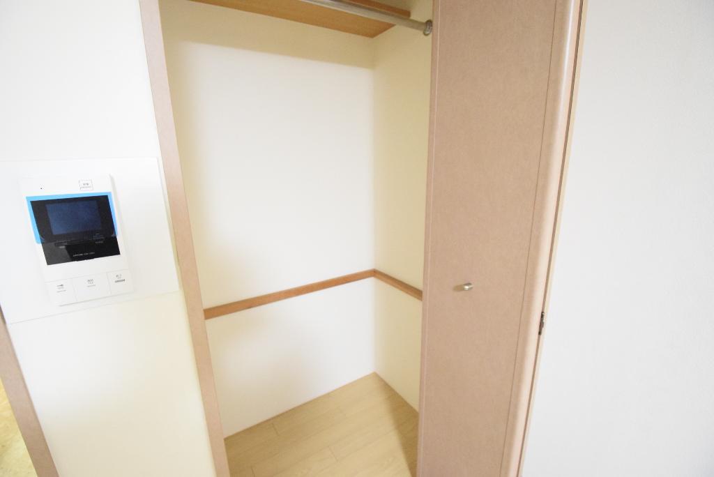 収納　クローゼット