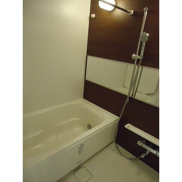 バス・シャワールーム　※別号室の参考写真、現況優先※