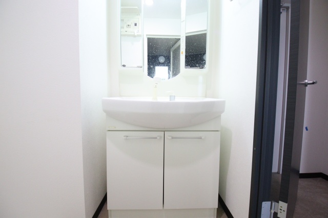 洗面設備　※別室の参考写真の為、現況優先です。