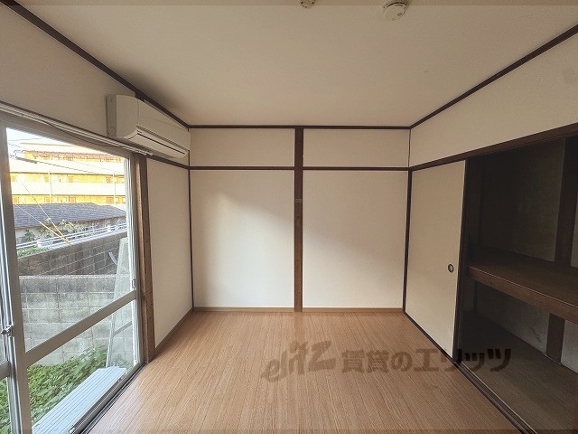 居室・リビング　洋室