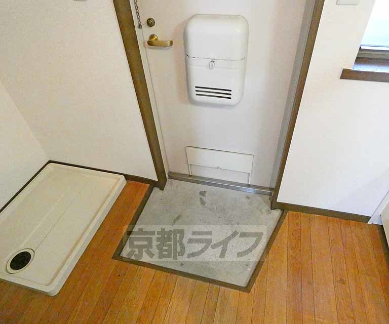 玄関　玄関部分になります。