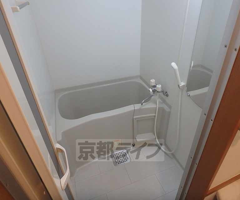 バス・シャワールーム　疲れを癒しましょう