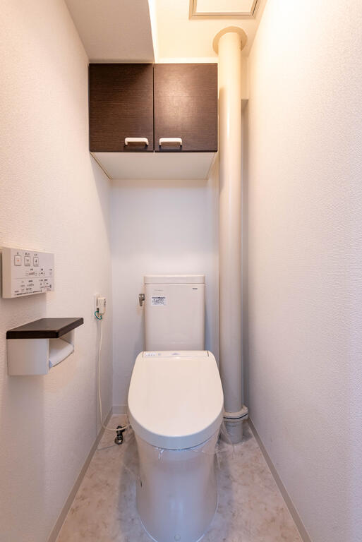 昭島つつじが丘ハイツ北17号棟のトイレ写真