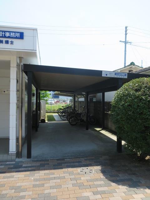 その他　松山市宮田町　丸木荘　共用駐輪場