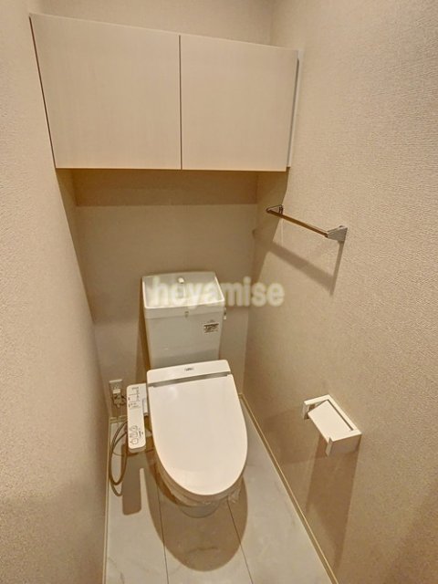 トイレ　写真は別号室