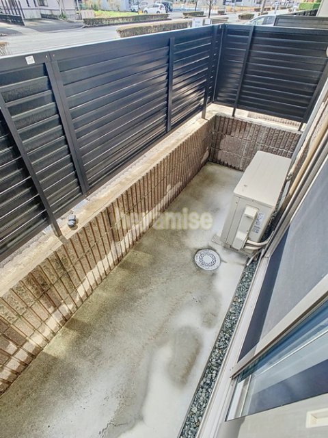 庭　写真は別号室