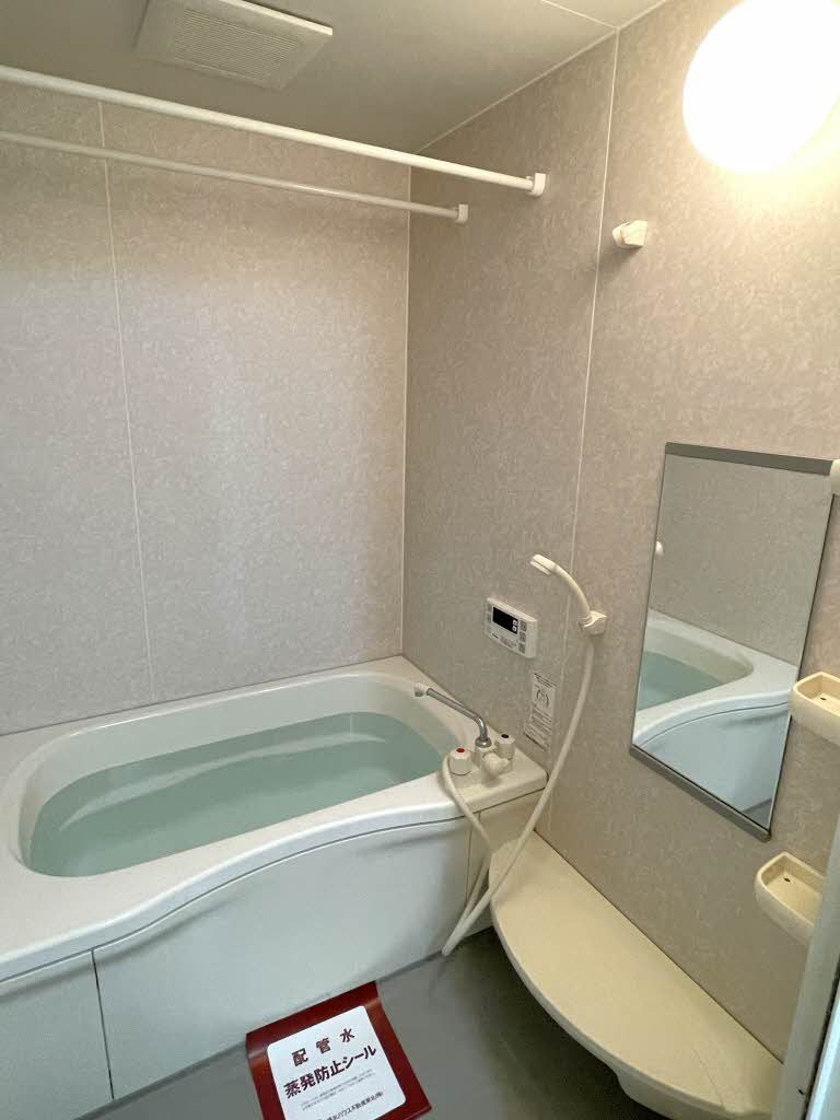 バス・シャワールーム　浴室