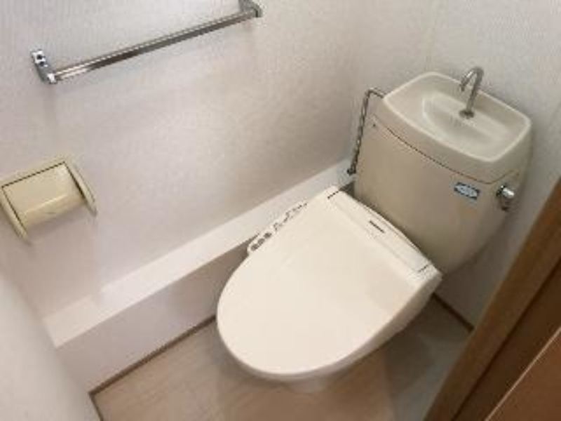 トイレ　図面と現状に相違がある場合には現状を優先