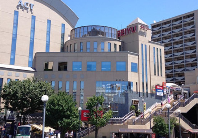 スーパー　西友成増店（スーパー）まで645m