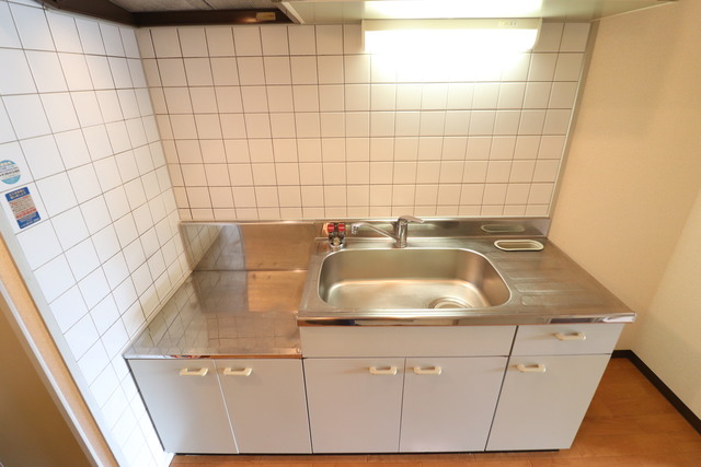 キッチン　２口ガスコンロ設置可能