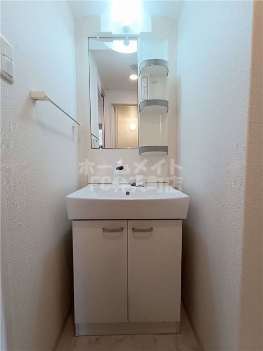 洗面設備　洗面所です