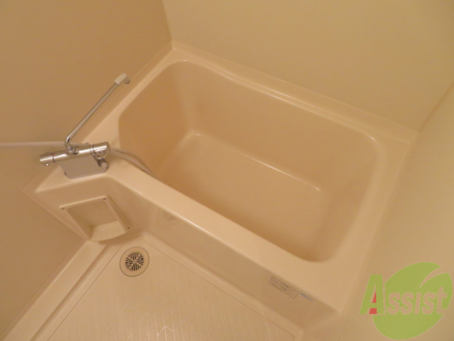 バス・シャワールーム　疲れた時はゆっくり湯船につかってみてはいかがでしょうか。