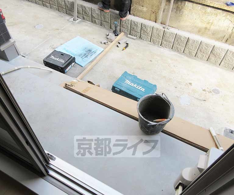 バルコニー　広いバルコニー・