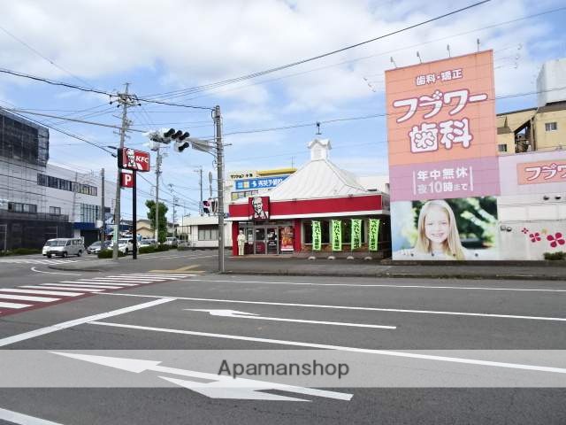 飲食店　ケンタッキーフライドチキン（飲食店）まで67m