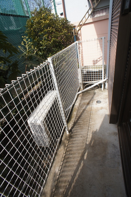 バルコニー　バルコニー付！お天気のいい日は洗濯物も気持ちよく干せますね！