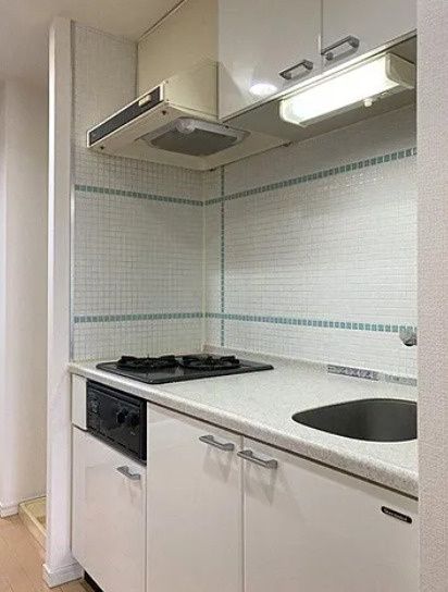 キッチン　同タイプ部屋　参考写真です