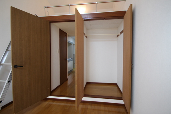 収納　※他号室の写真です