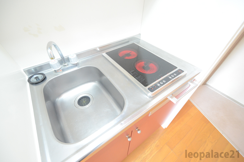 キッチン　同タイプの物件写真になります。