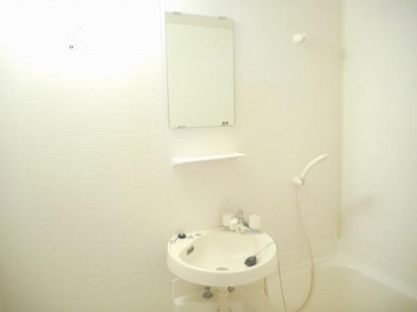 洗面設備　洗面台付き！