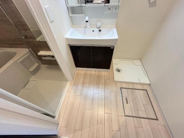 洗面設備　色合いは異なる場合がございます。（イメージ）