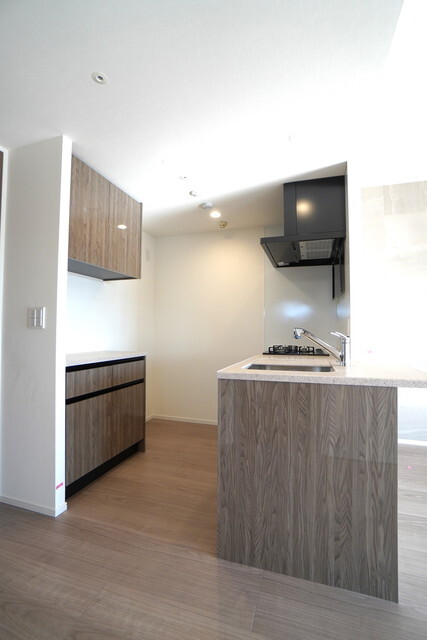 キッチン　※写真は同タイプ住戸です。