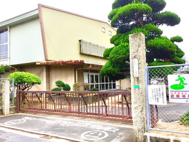 その他　柳津小学校 0.7km